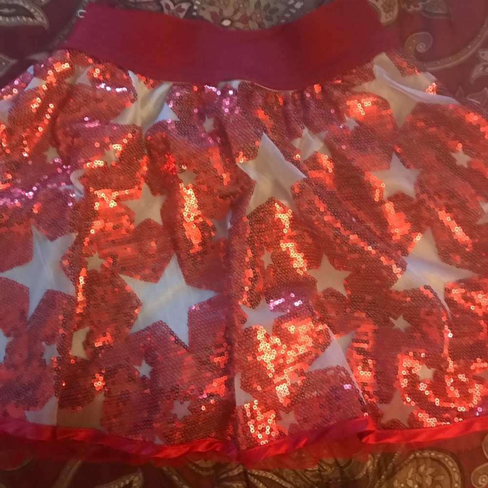 Red star sparkle skirt